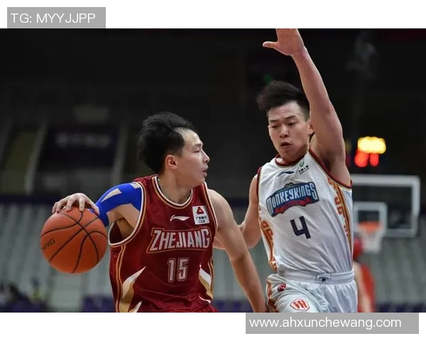 南京篮球队与上海篮球队赛后状态分析与复盘总结